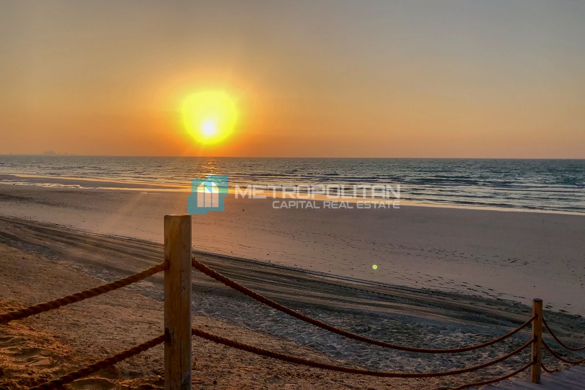 Single Row |End Villa |Private Pool |Drivers Room