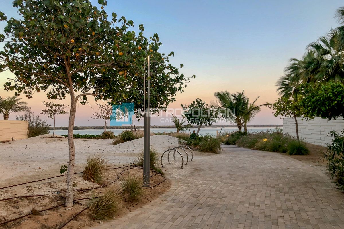 Single Row |End Villa |Private Pool |Drivers Room