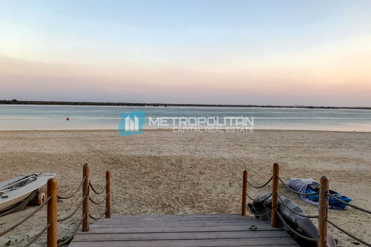Single Row |End Villa |Private Pool |Drivers Room