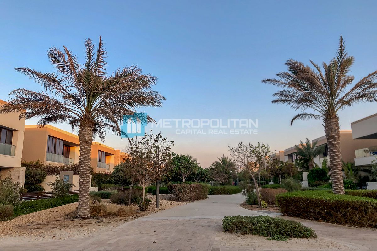 Single Row |End Villa |Private Pool |Drivers Room