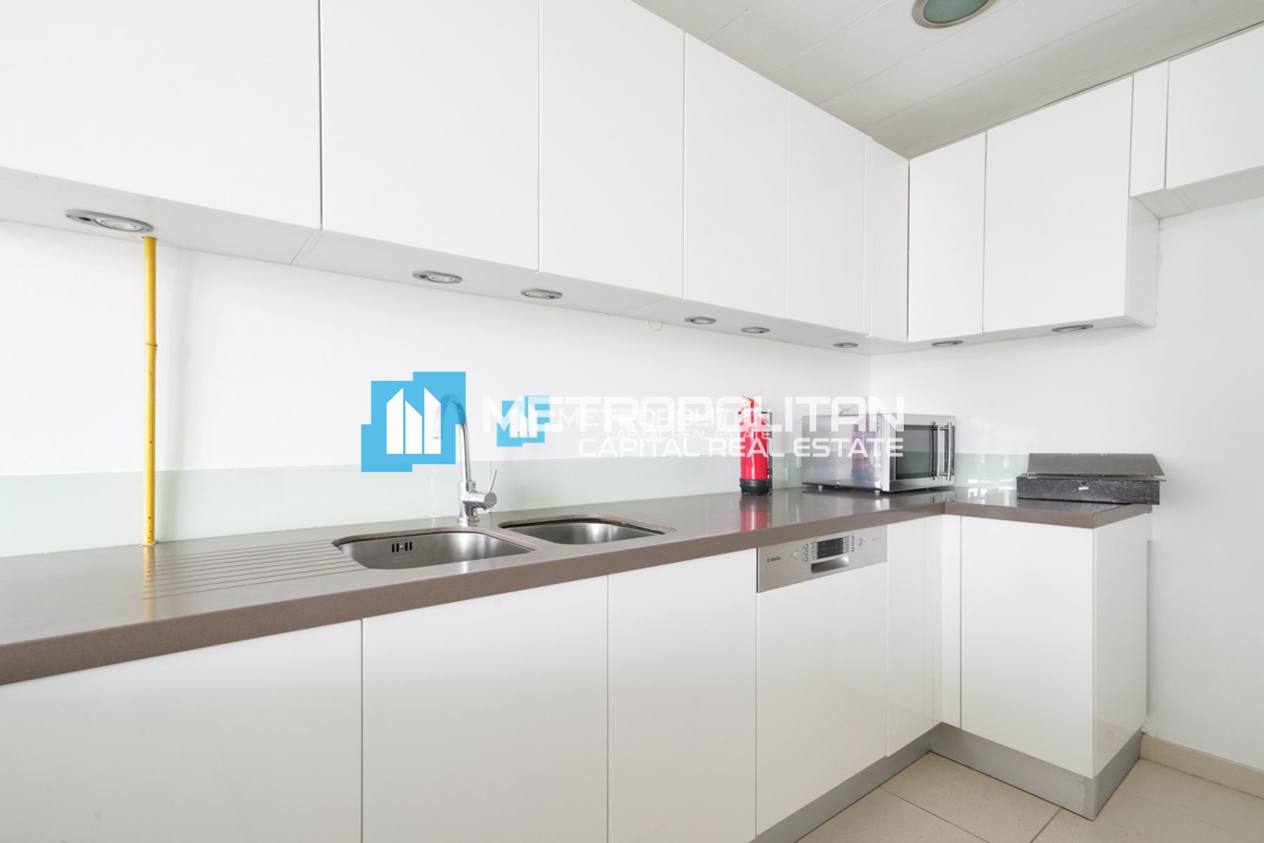 Waterfront Community |2BR w/ Garden View | Balcony
