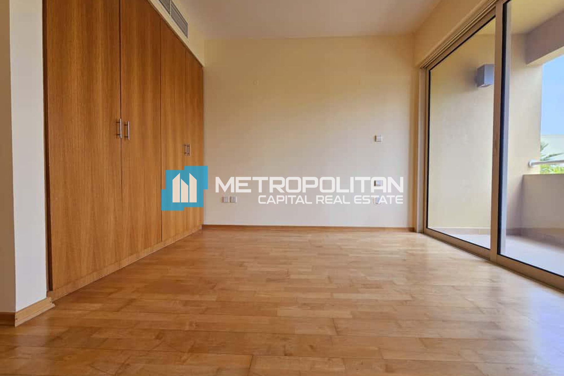 Single Row| 3BR+M| Well Maintained| Next To Corner