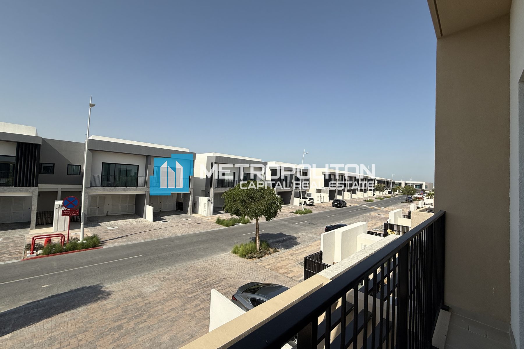 Corner unit |Brand New |Close to Amenities|Duplex