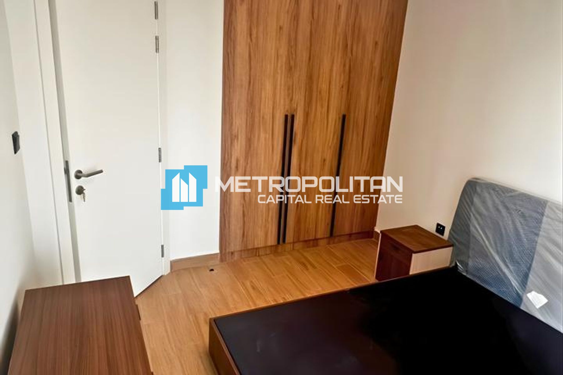 Furnished 1BR Junior+Balcony|Canal View| Air BandB