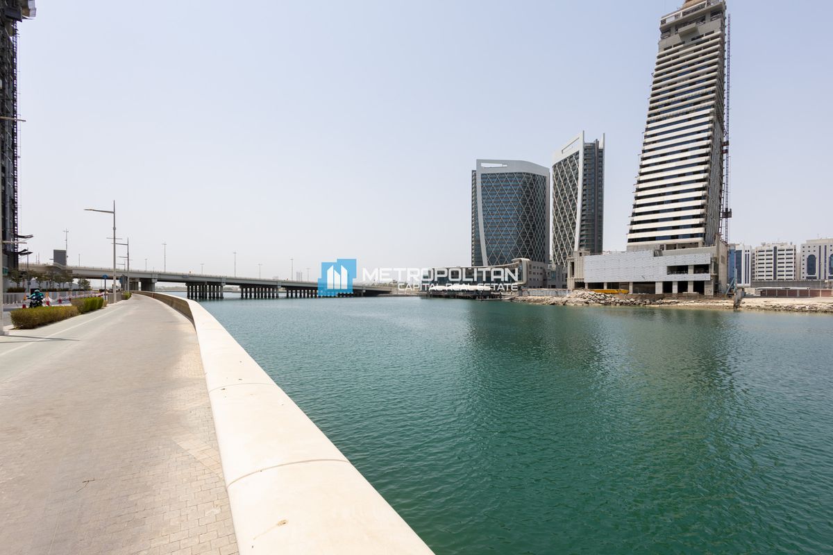 1BR Apartment for Sale in Al Maryah Vista 1, Al Maryah Island - MCS-42349