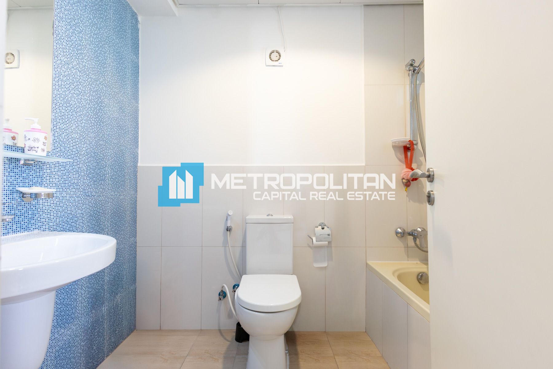 2 BEDROOMS | 2 TERRACES | WATERFALL COMMUNITY