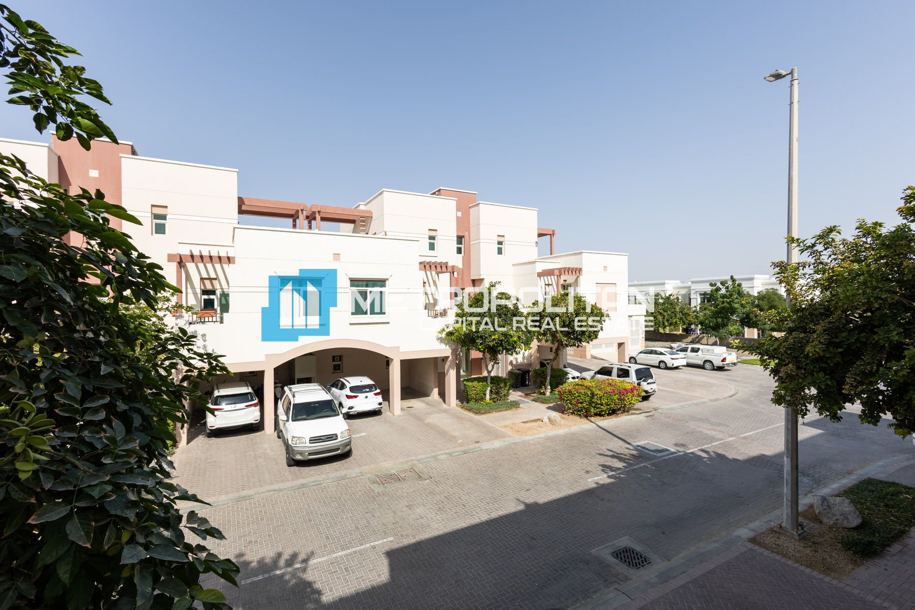 2 BEDROOMS | 2 TERRACES | WATERFALL COMMUNITY