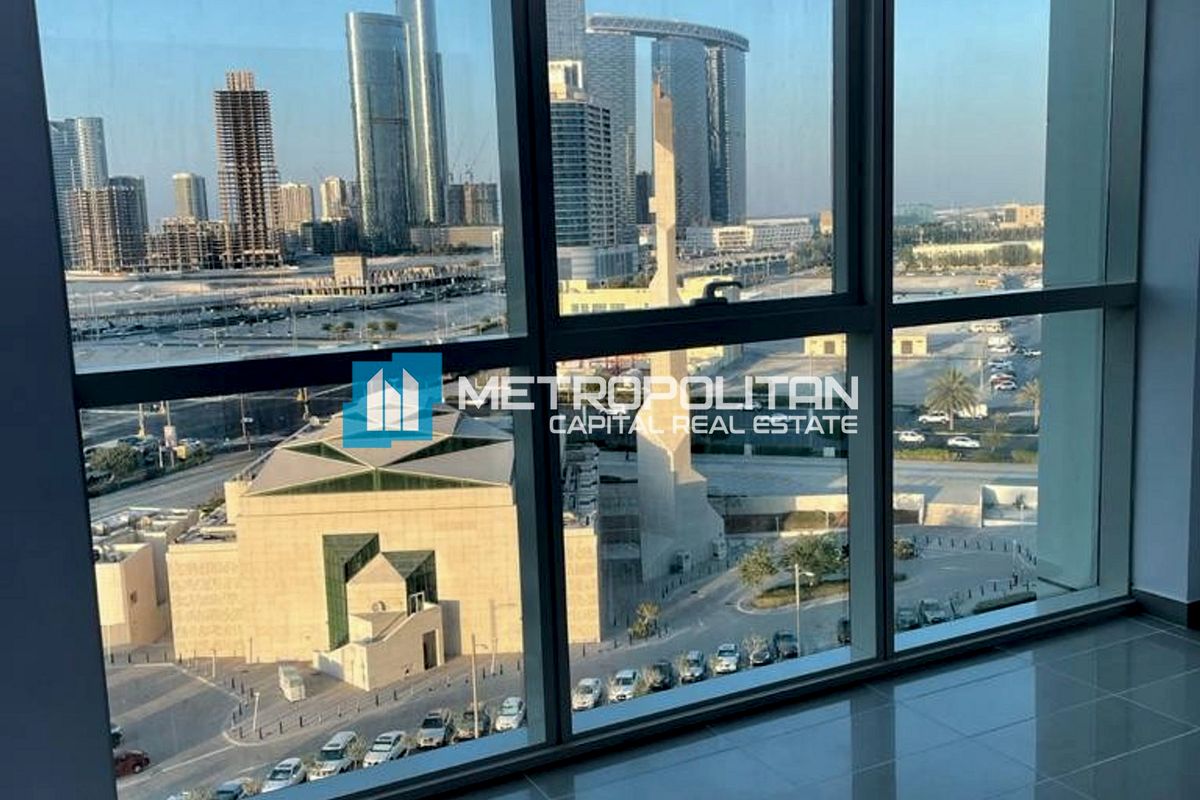 Skyline And Sea View| High Floor| 1BR with Balcony