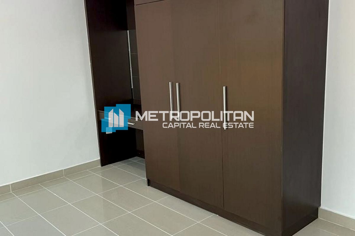 Skyline And Sea View| High Floor| 1BR with Balcony