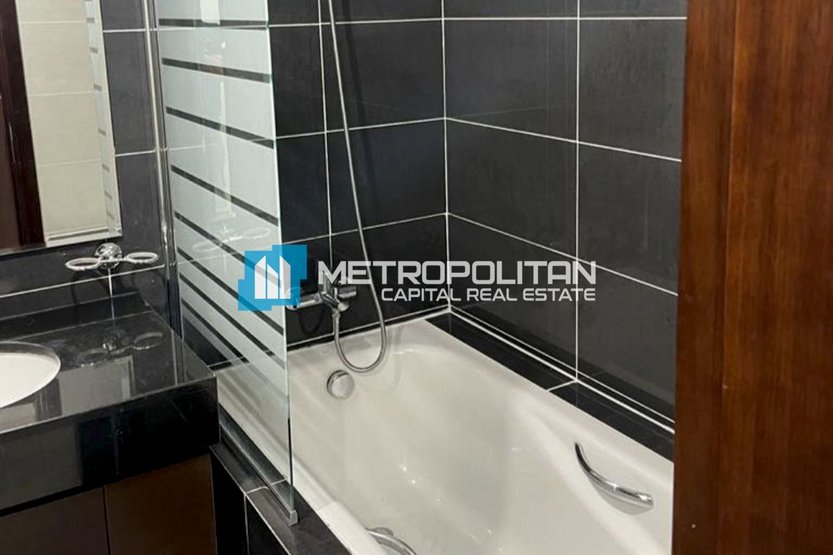 Skyline And Sea View| High Floor| 1BR with Balcony