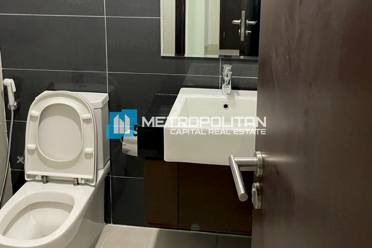 Skyline And Sea View| High Floor| 1BR with Balcony