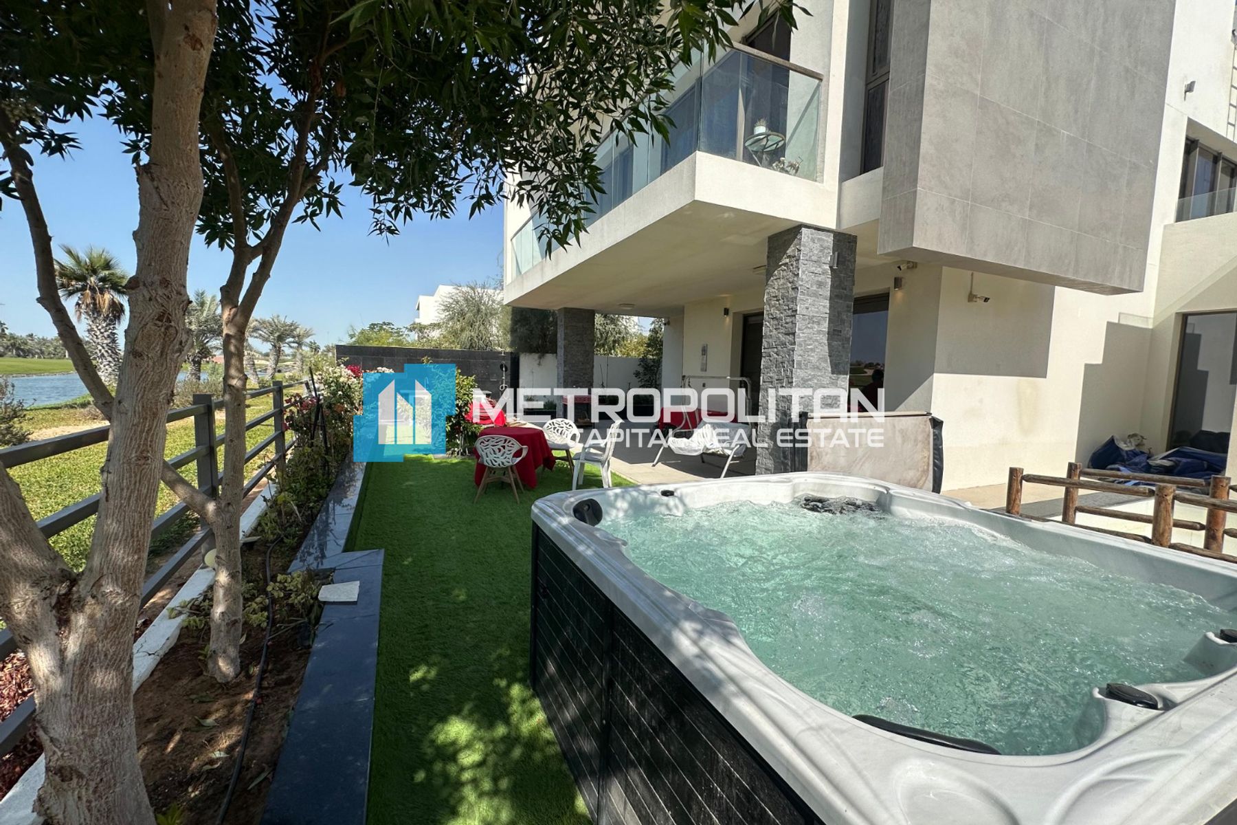Lake & Golf View| Single Row Corner | Maid Room