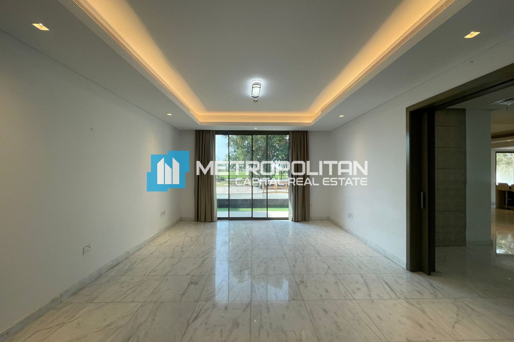 Lake & Golf View| Single Row Corner | Maid Room