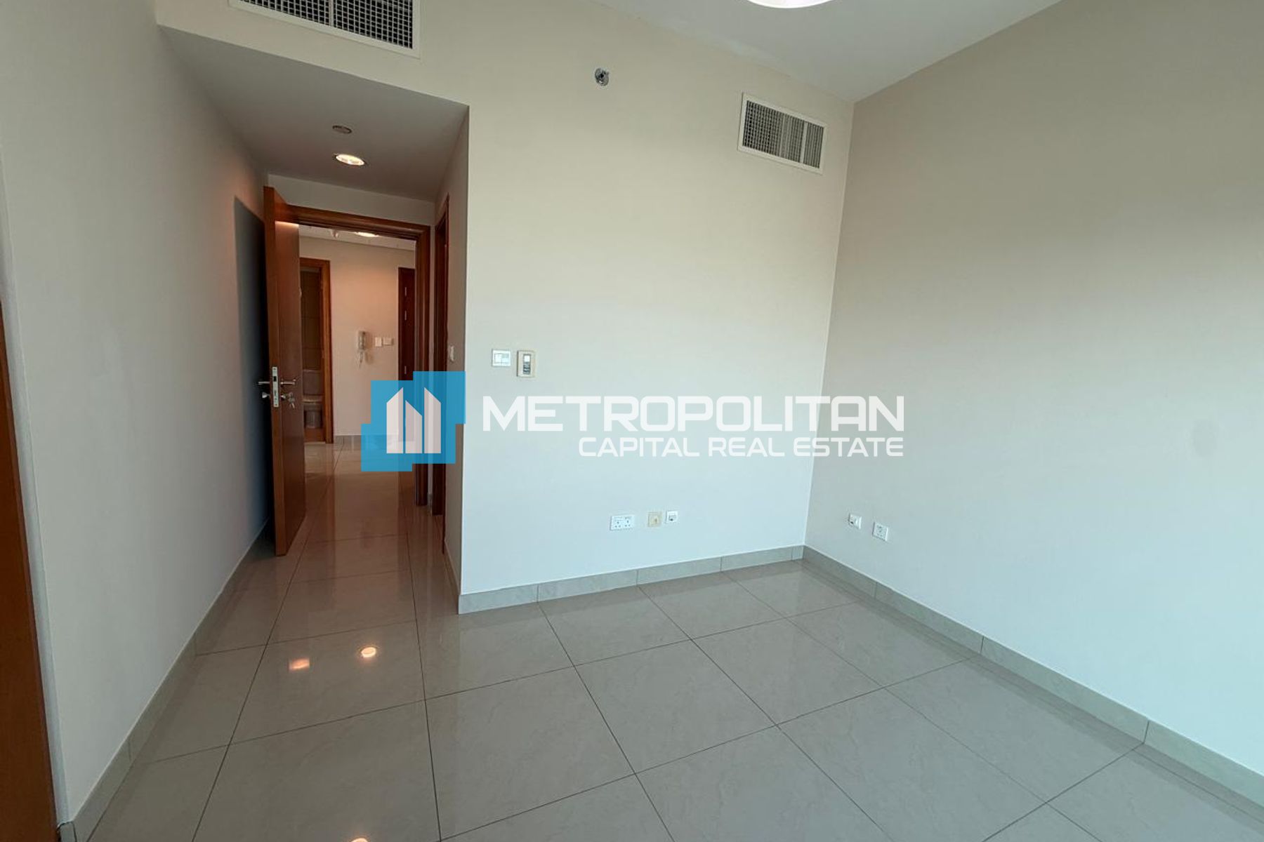 Corner Unit| 1BR w/ Balcony| Partial Mangrove View
