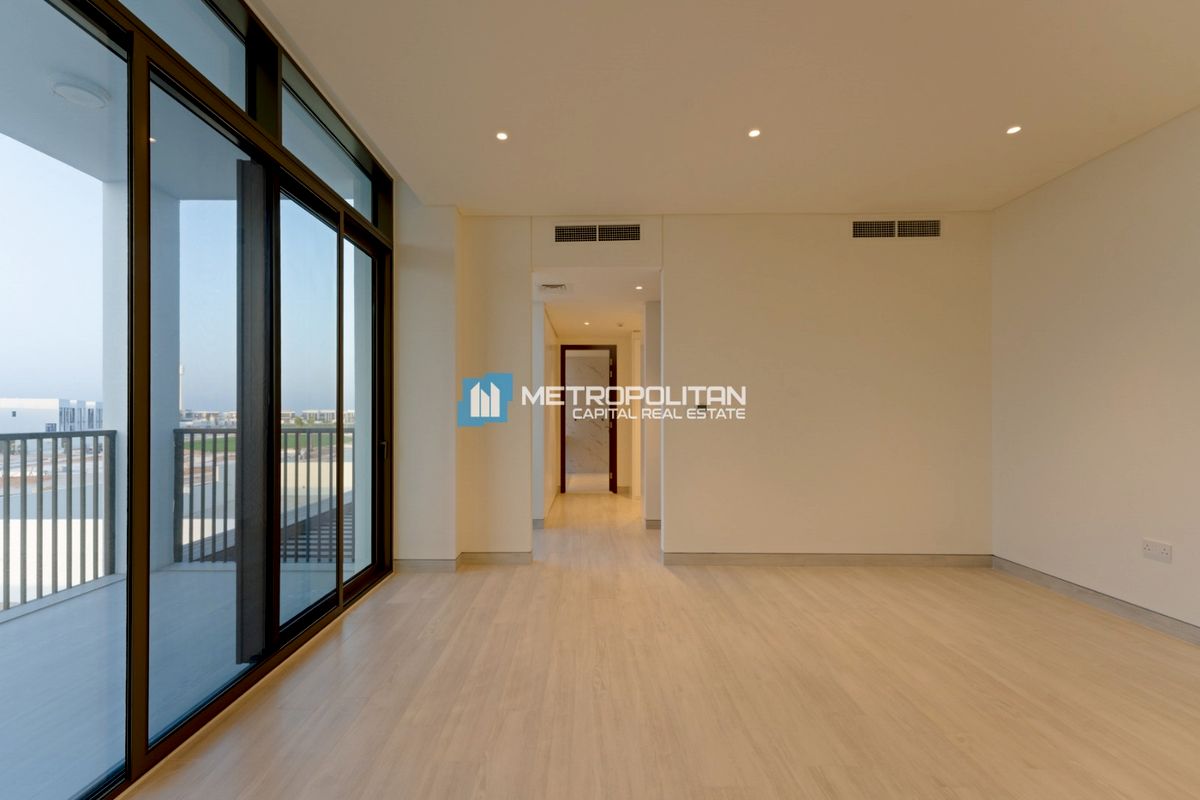 4BR w/ Maid| Large Plot| V4 Executive| Negotiable