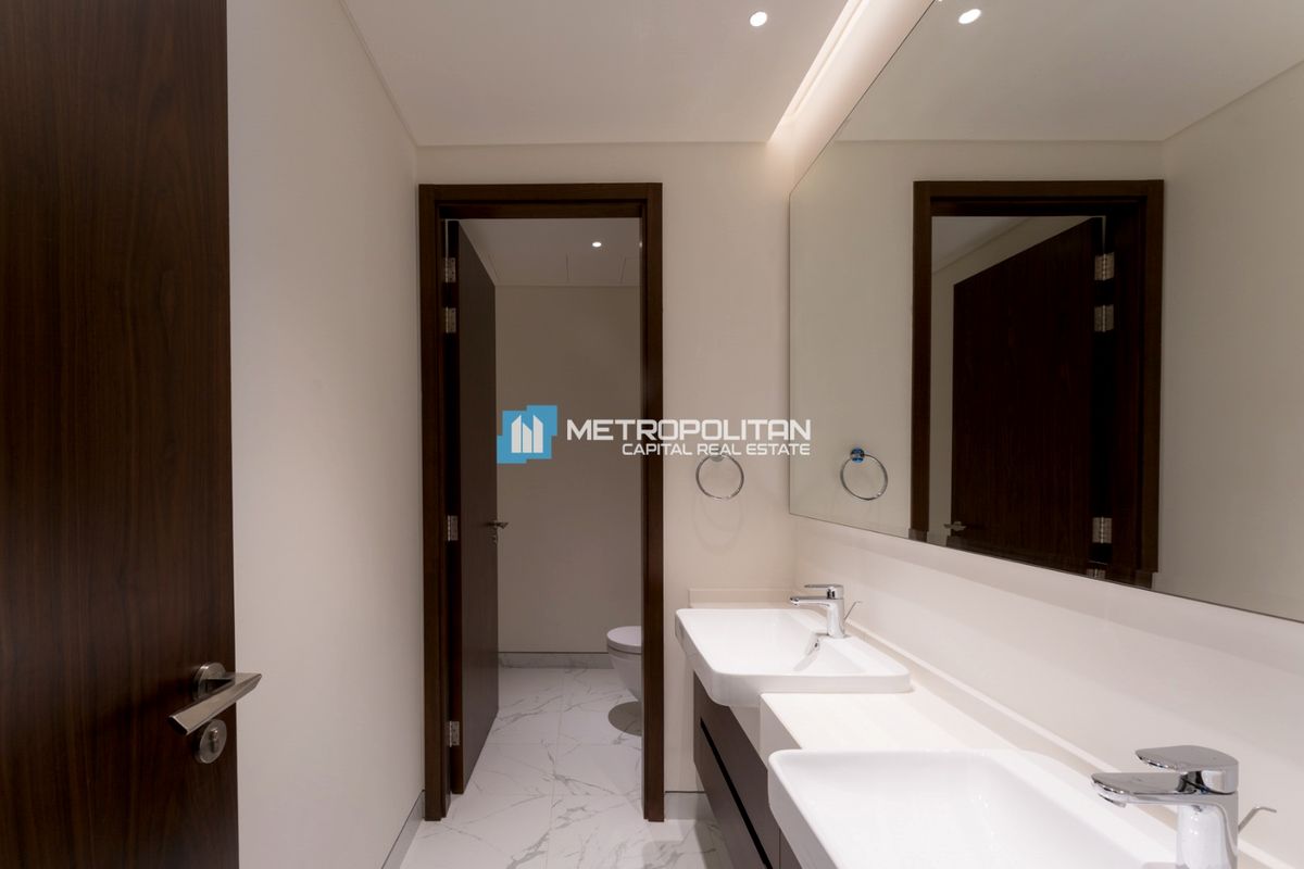 4BR w/ Maid| Large Plot| V4 Executive| Negotiable