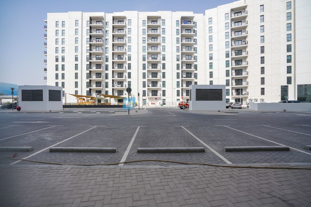 3BR Apartment for Sale in Waters Edge, Yas Island - MCS-43152