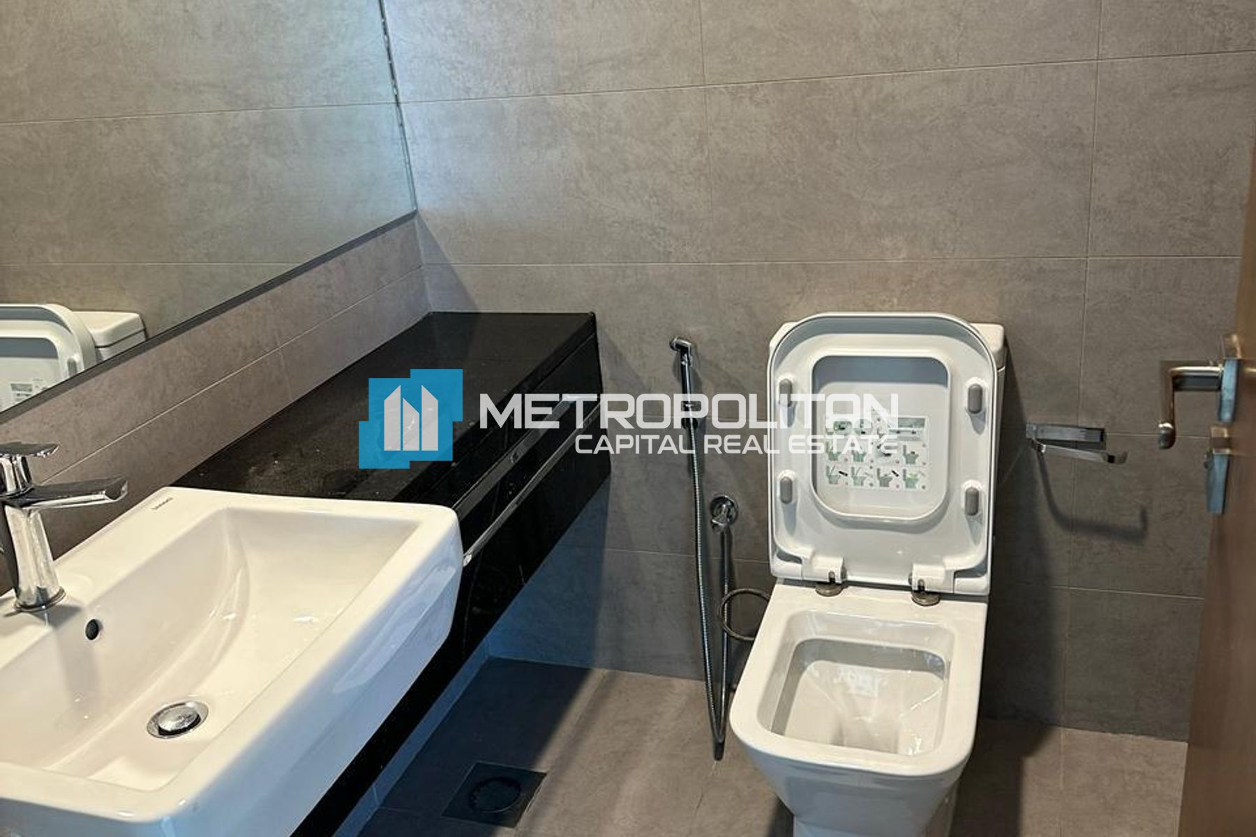 Canal View | 1BR w/ Balcony | High ROI | Resale