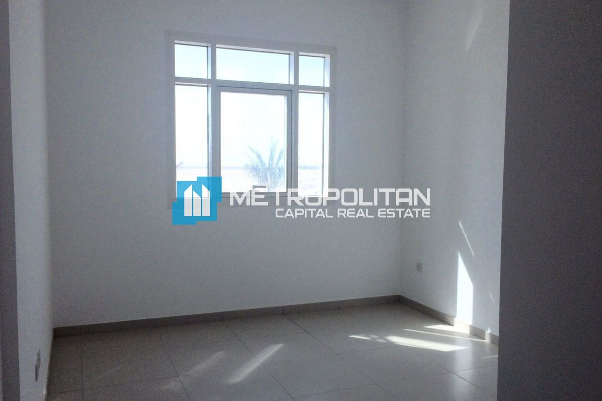 1BR with Balcony| Motivated Seller|Well Maintained