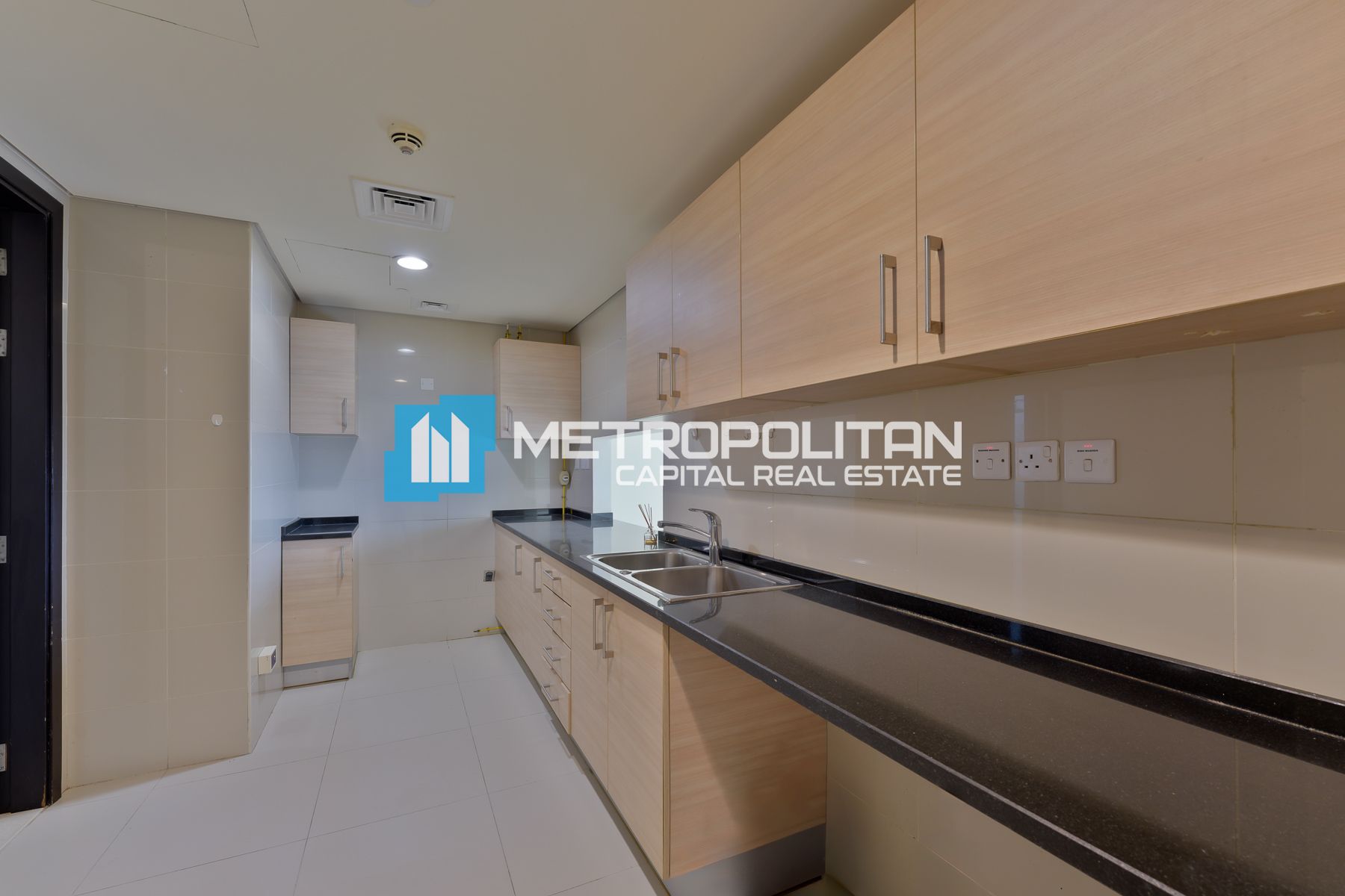Sea View | Corner Unit | High Floor 2BR+M | Resale