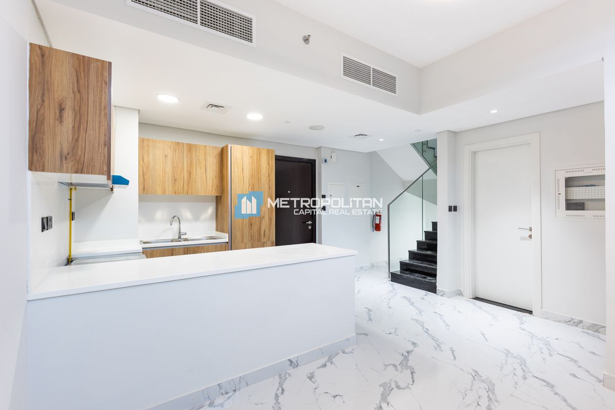 3BR Duplex | Fully Furnished | Full Canal View