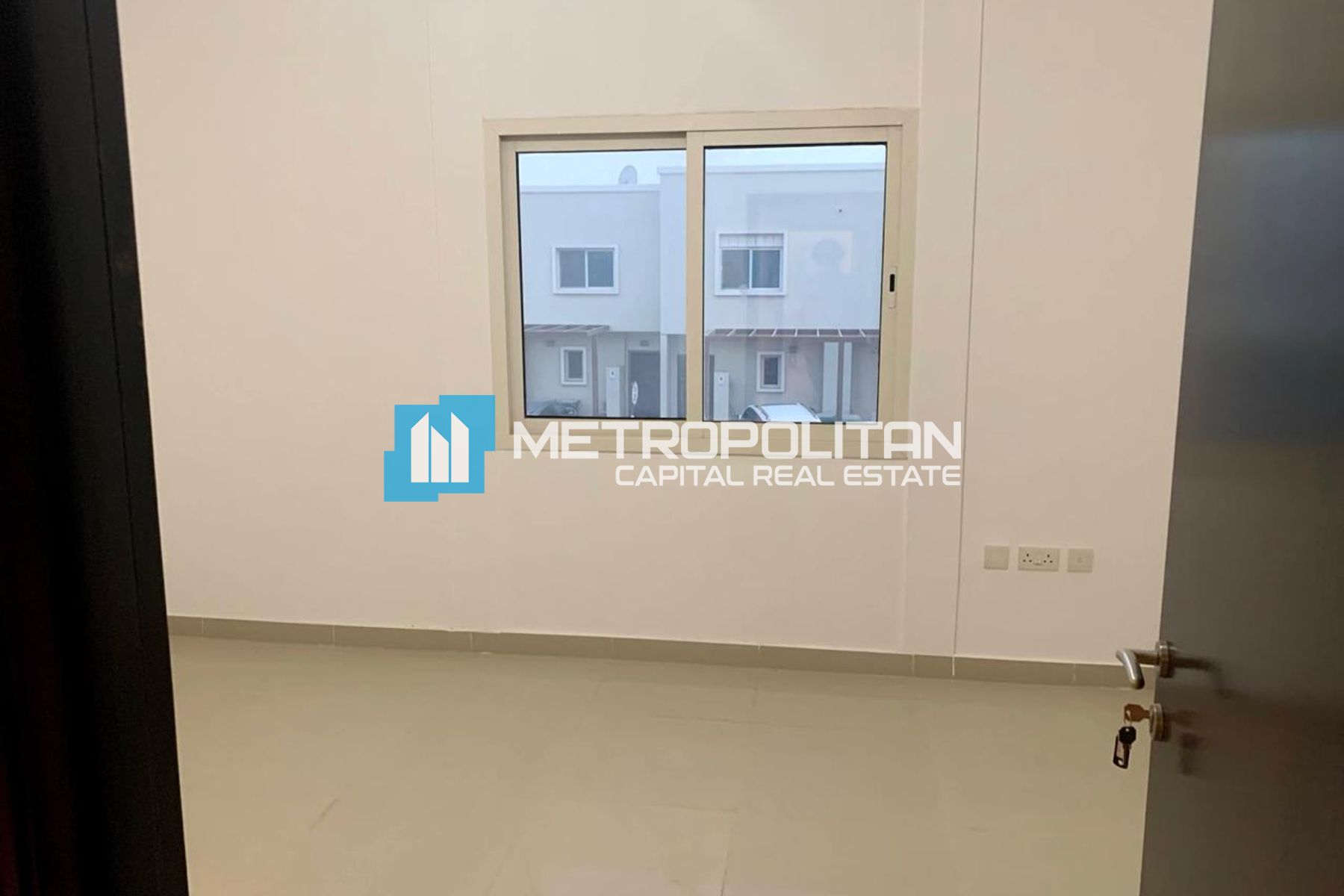 Huge Garden | Single Row |Modern 2BR with Balcony