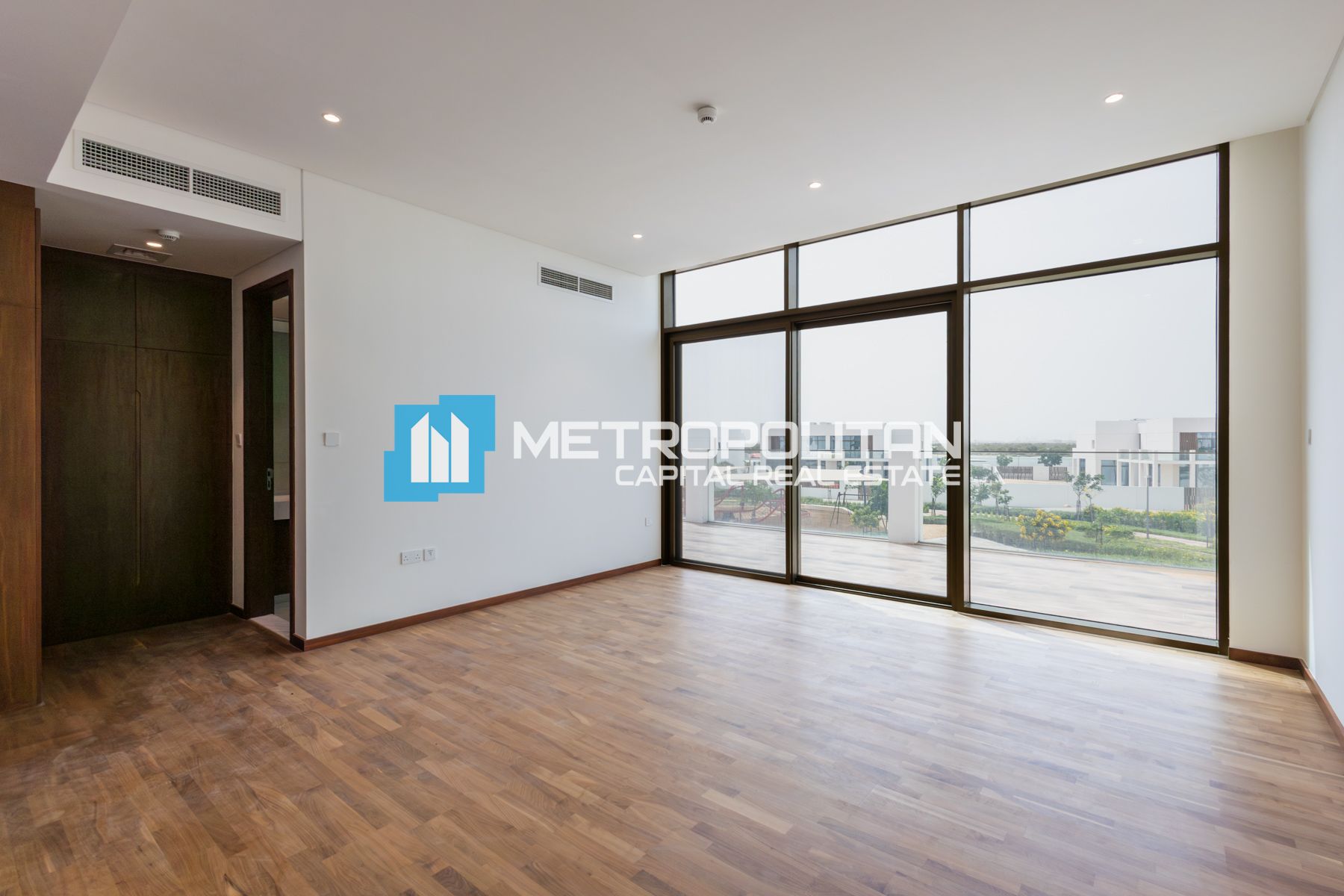 Corner 6BR+M | Single Row Unit | Ready To Move