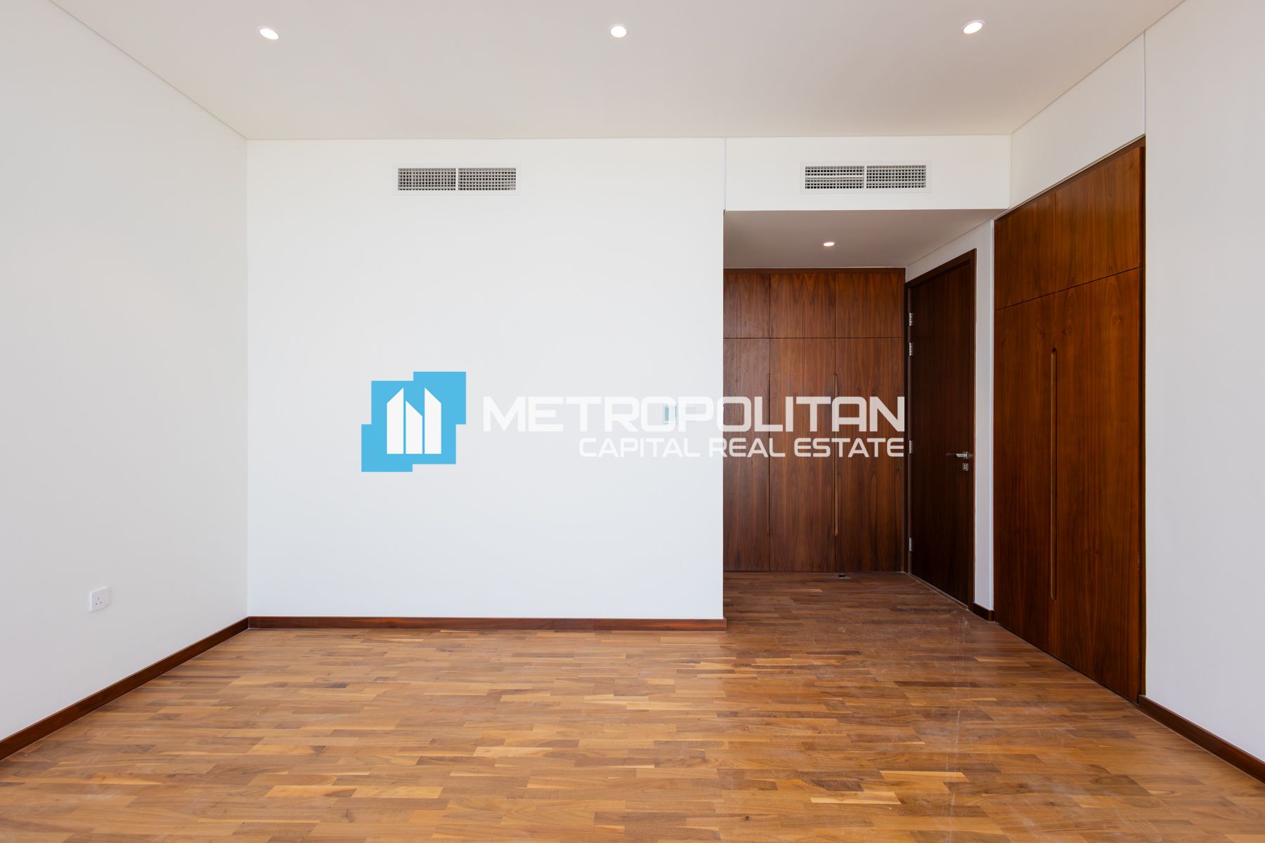 Corner 6BR+M | Single Row Unit | Ready To Move