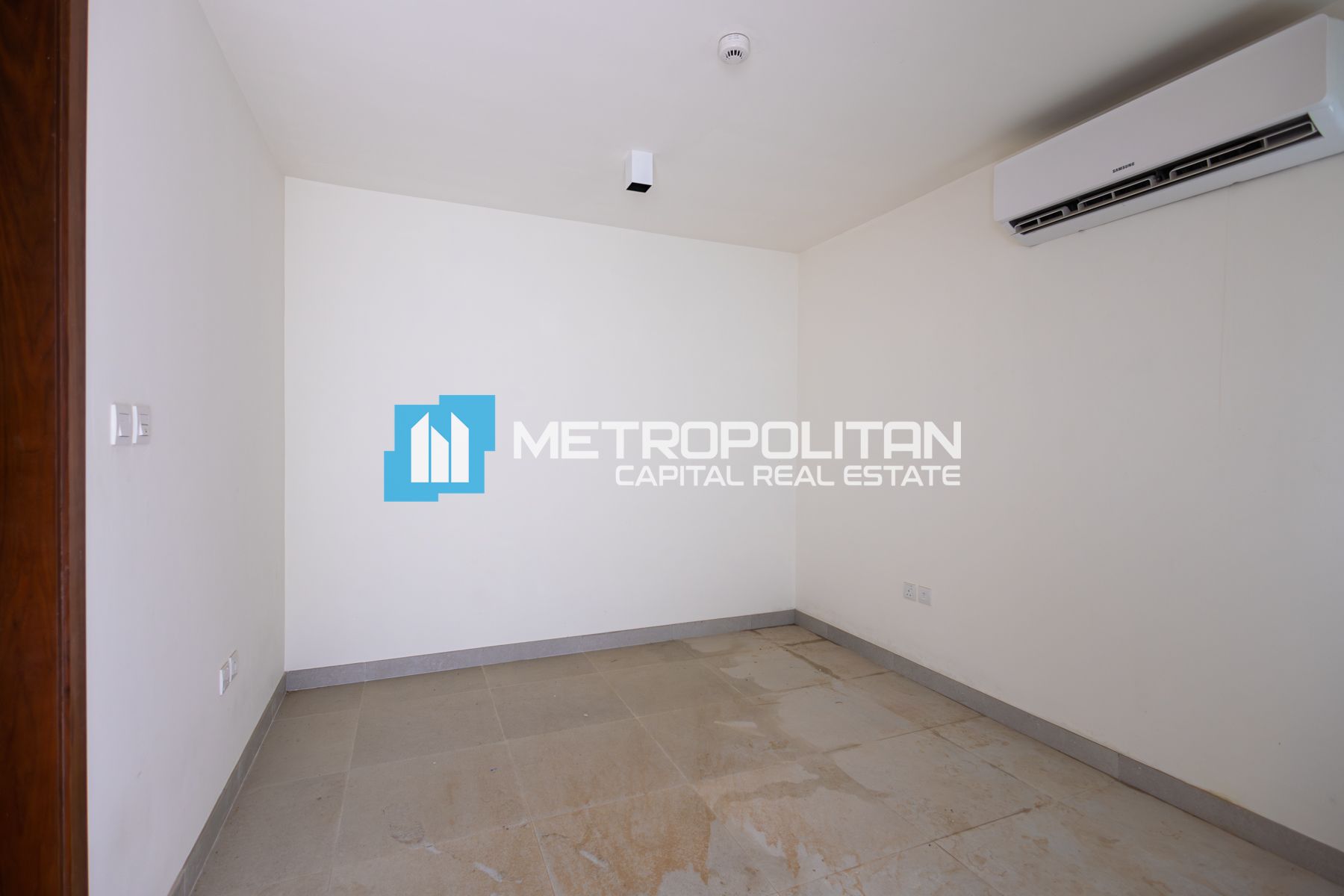 Corner 6BR+M | Single Row Unit | Ready To Move