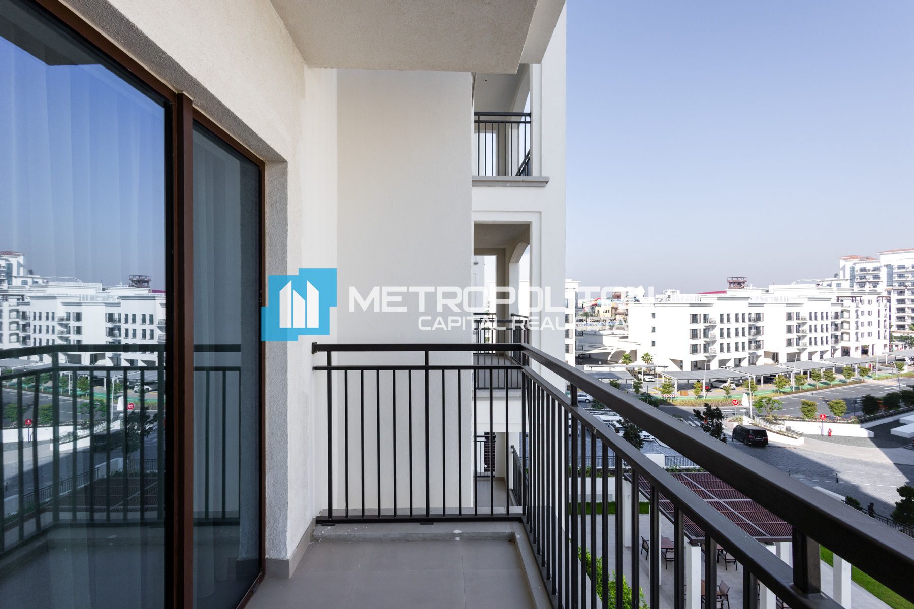 Exclusive| Handed Over |Direct Access to Amenities