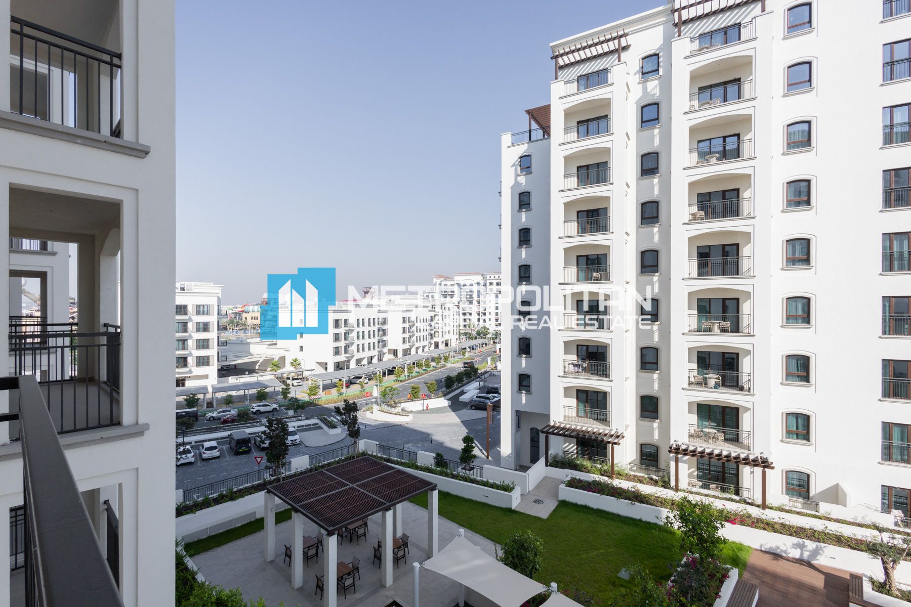 Exclusive| Handed Over |Direct Access to Amenities