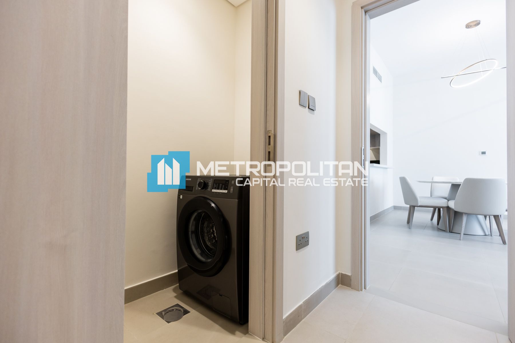 Exclusive| Handed Over |Direct Access to Amenities
