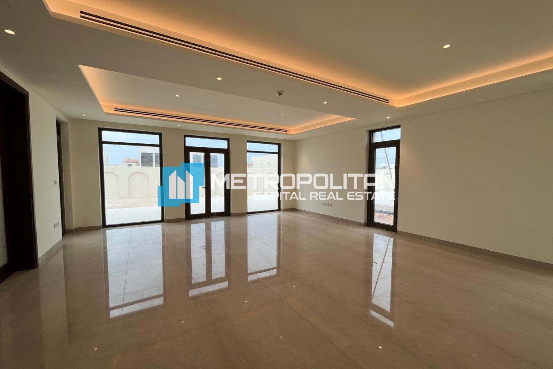 5BR Villa for Sale in Seef Al Jubail, Al Jubail Island - MCS-44034