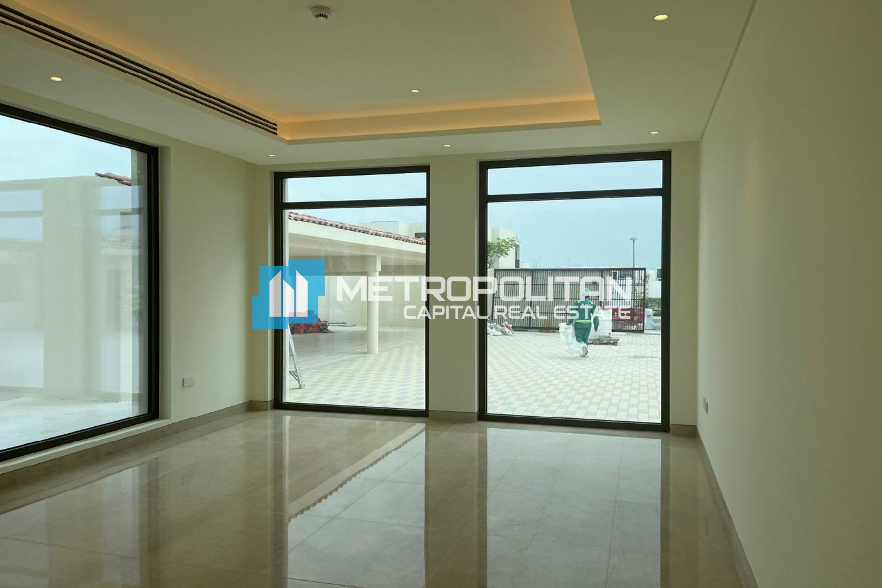 5 BHK Middle Unit | Luxury Villa | Single Row