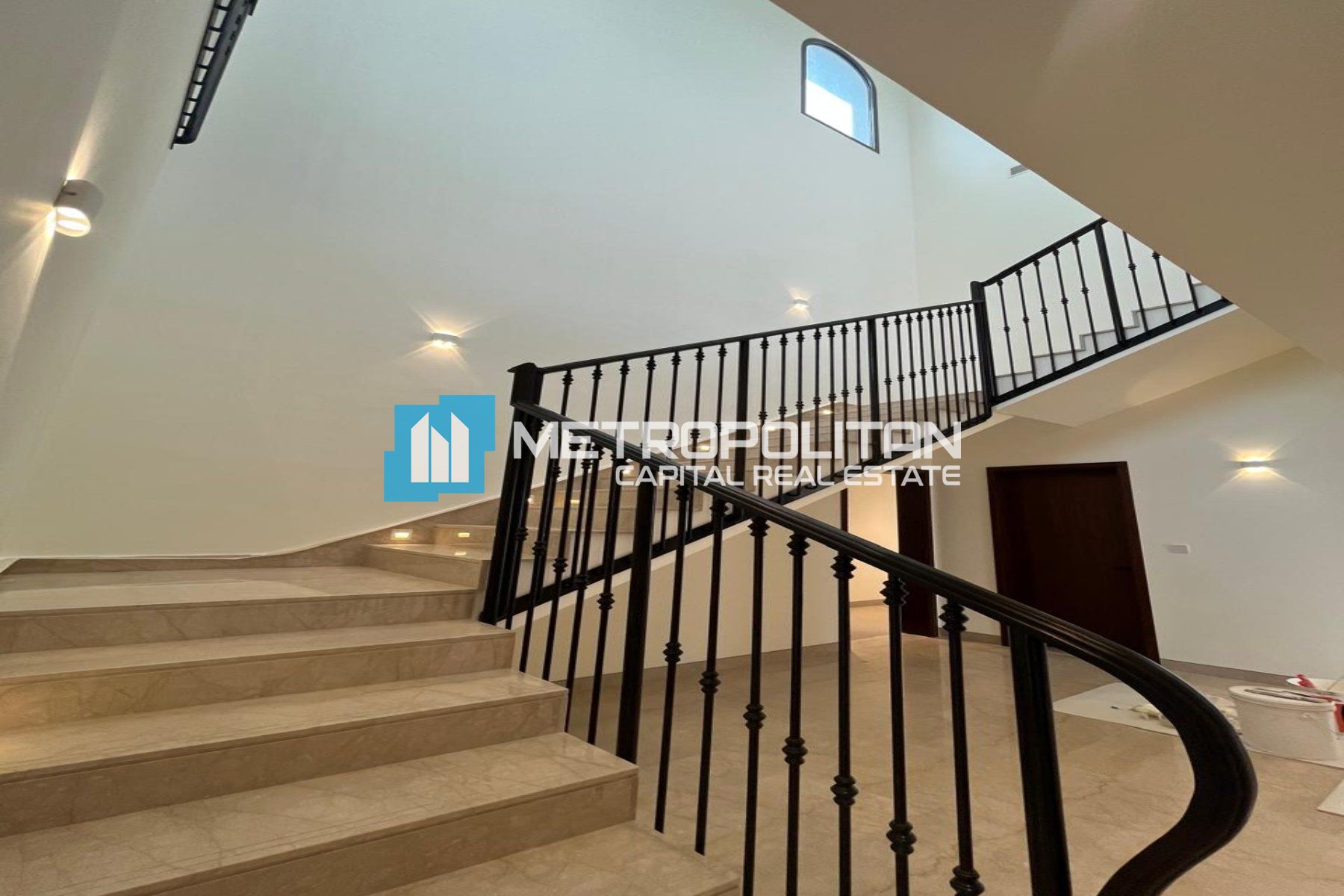 5 BHK Middle Unit | Luxury Villa | Single Row