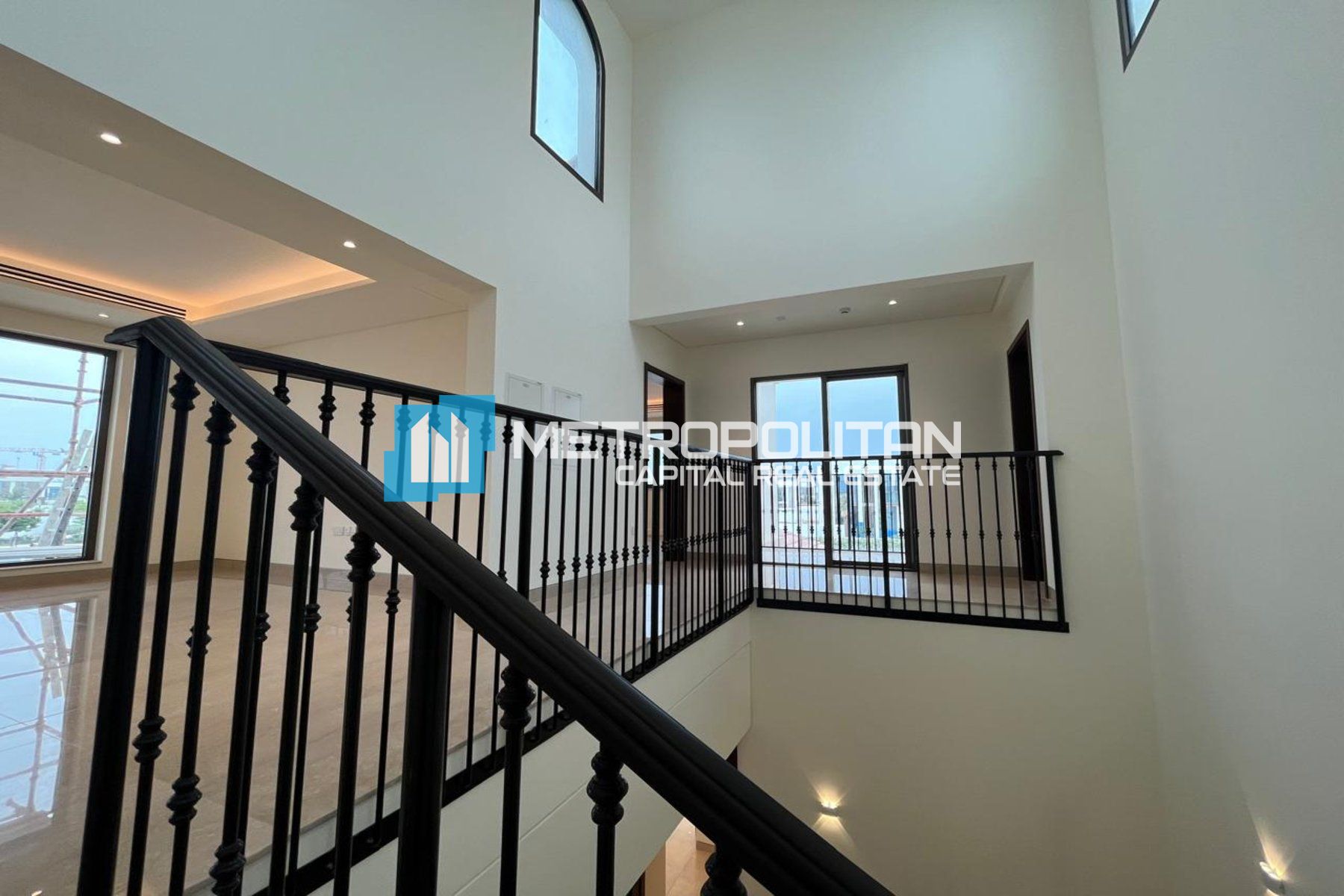 5 BHK Middle Unit | Luxury Villa | Single Row