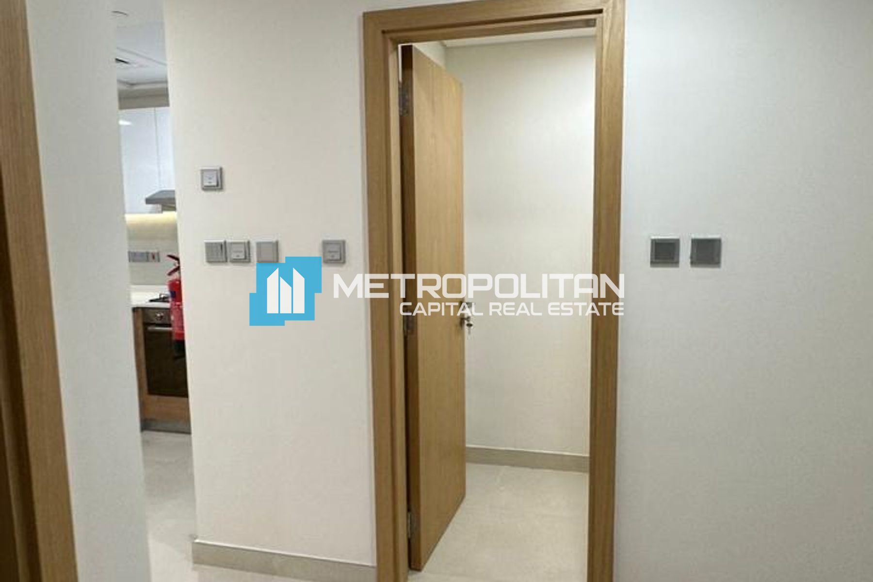 Купить квартиру в Radiant Square, Al Reem Island - MCS-44038