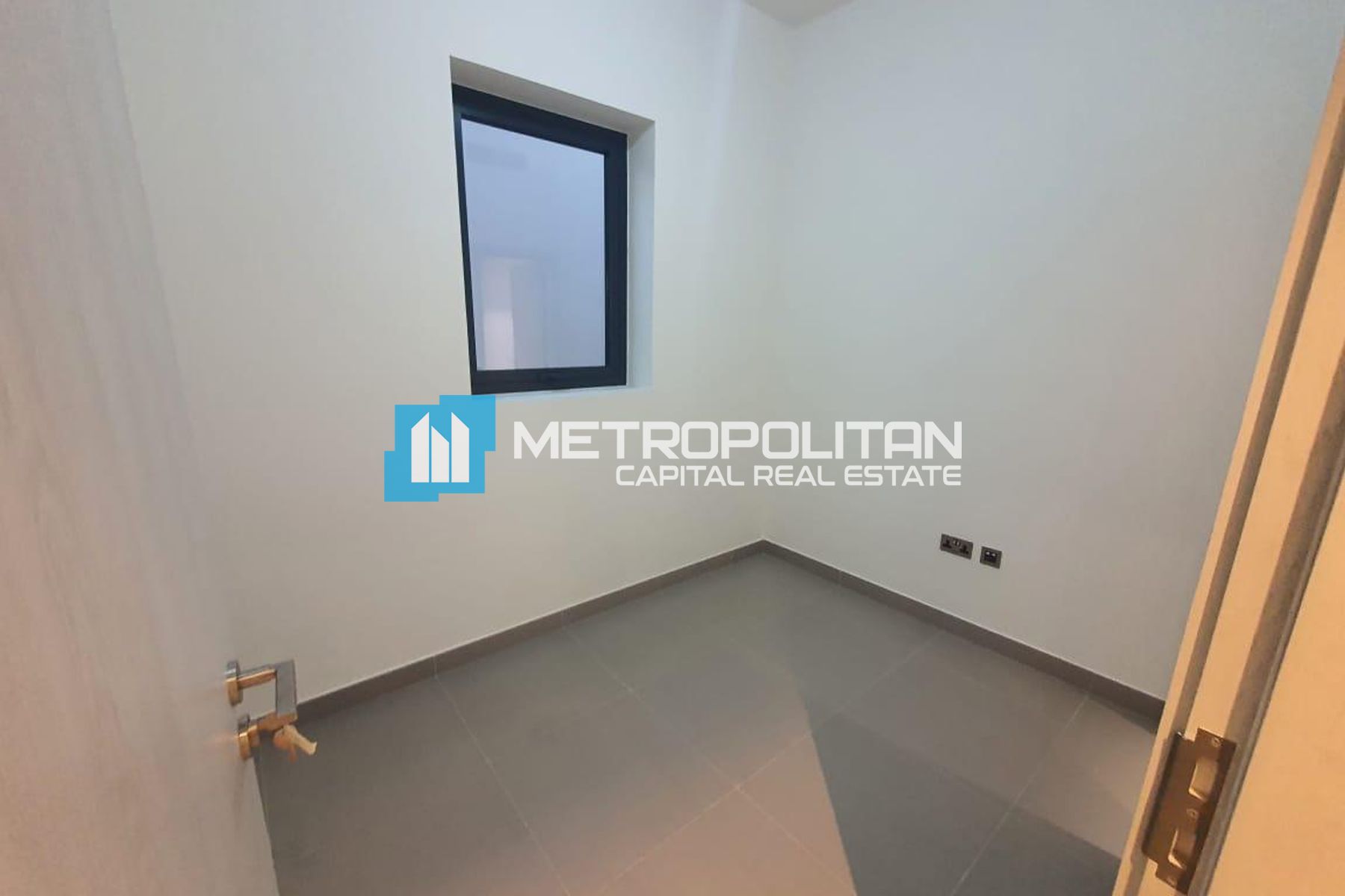 2BR+Maids |Balcony |Closed Kitchen |Next To Corner