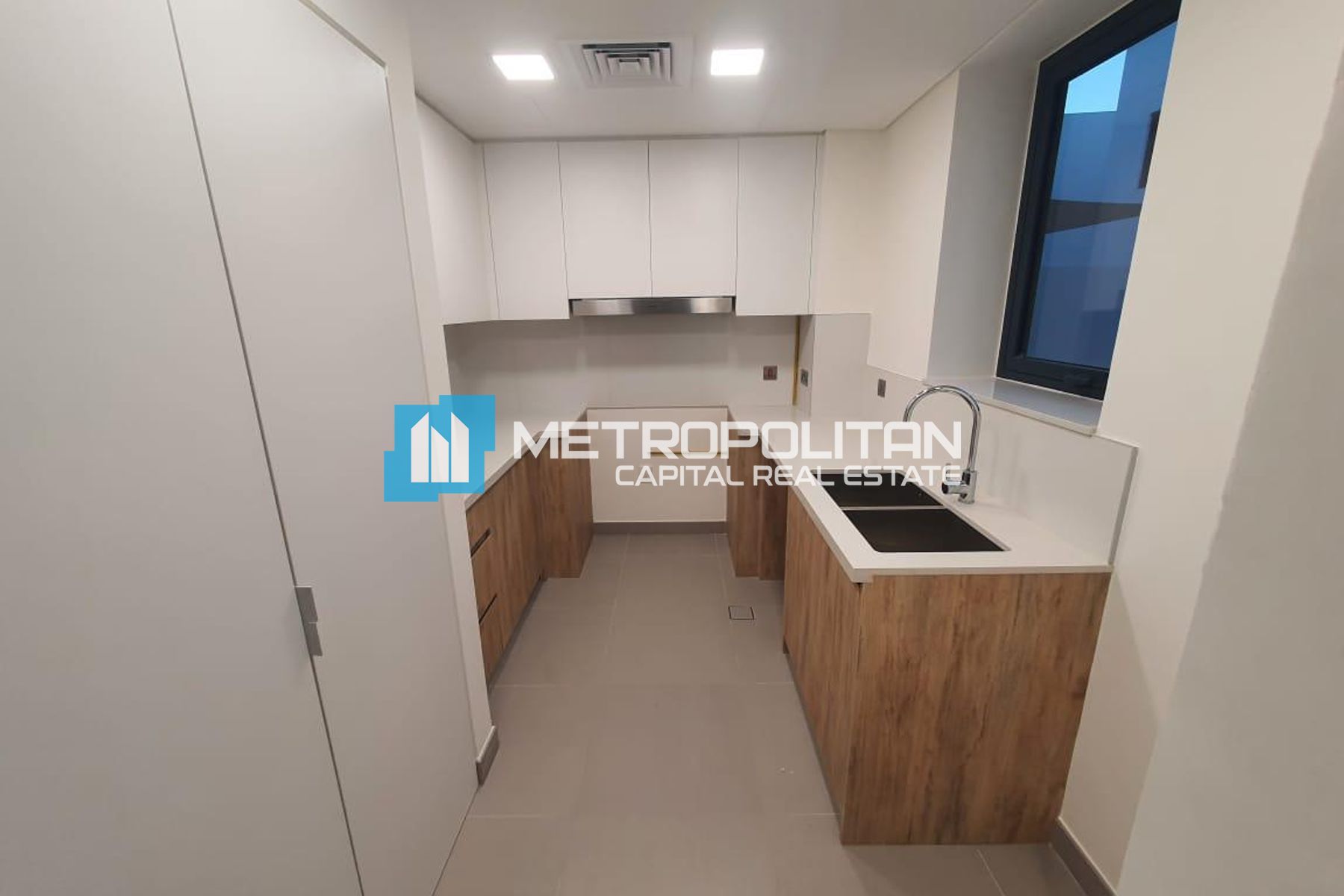 2BR+Maids |Balcony |Closed Kitchen |Next To Corner