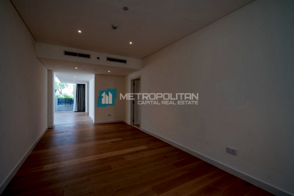 Partial Sea View | Corner 3BR+Maid | Beach Access