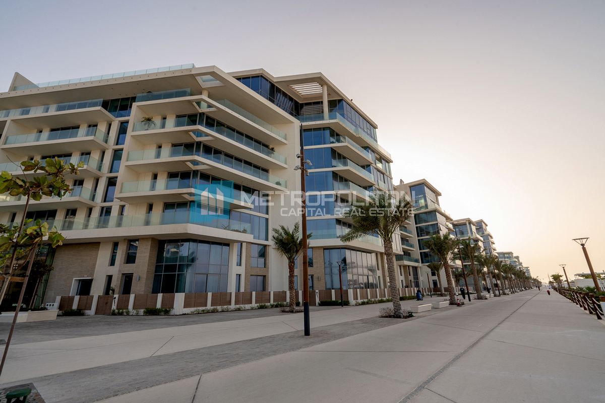 Partial Sea View | Corner 3BR+Maid | Beach Access