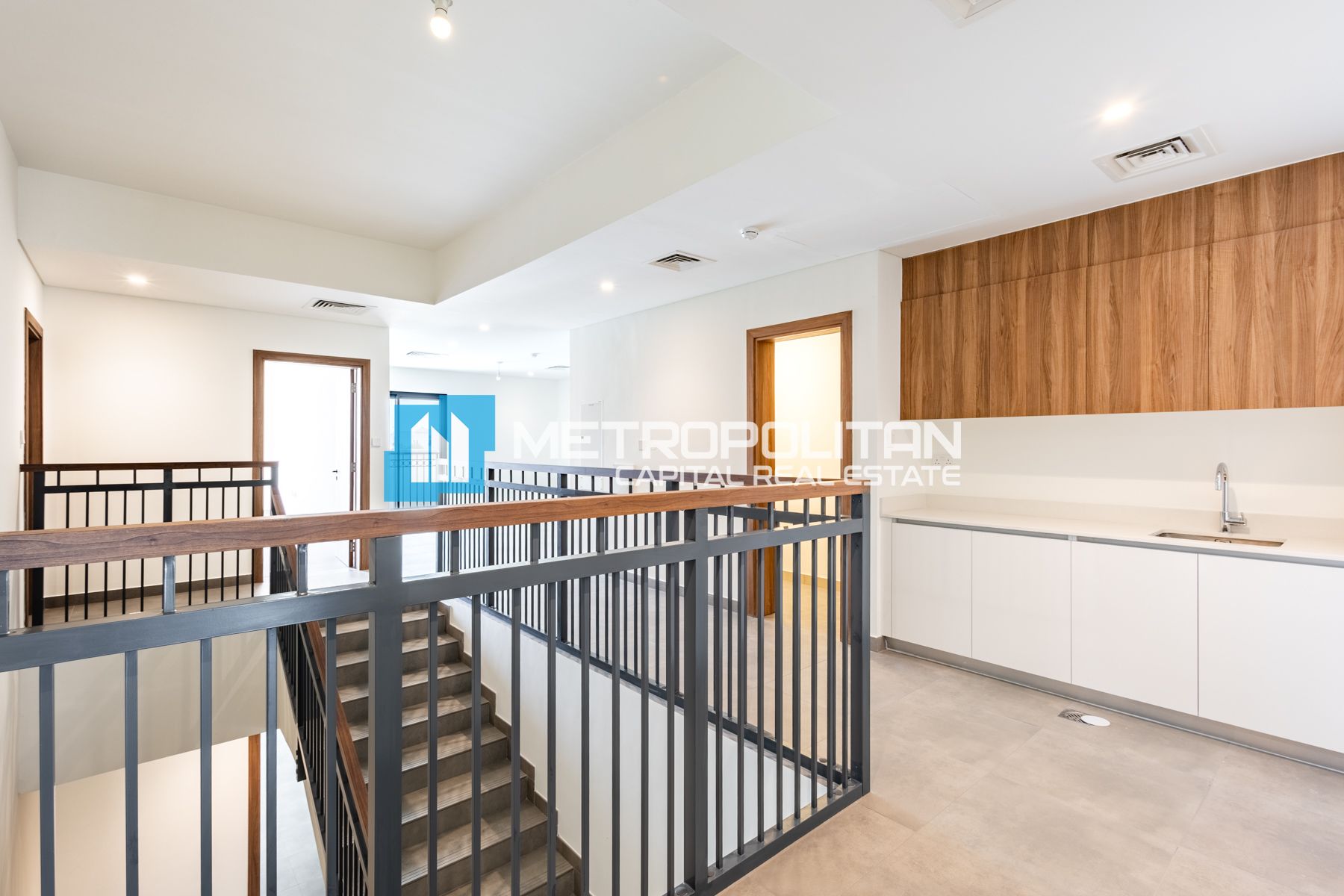 Large Plot11,200sqft | Corner Unit | Ready To Move