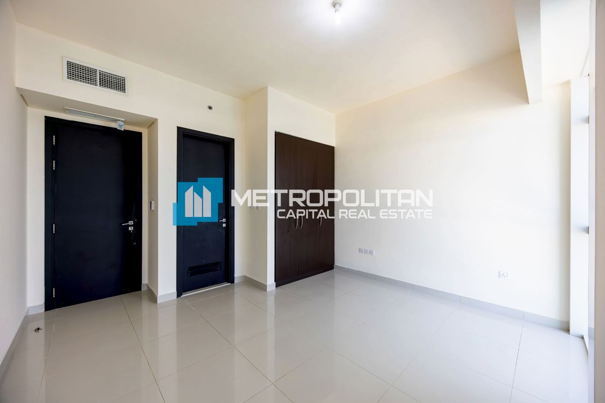 3BR Apartment for Sale in Tala Tower, Al Reem Island - MCS-44707