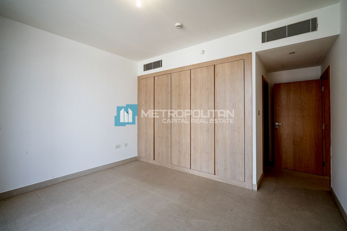 Nearby Beach | High Floor 2BR | Balcony | High ROI