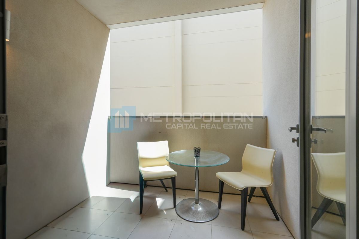 1BR With Balcony | High Floor | Beach Access