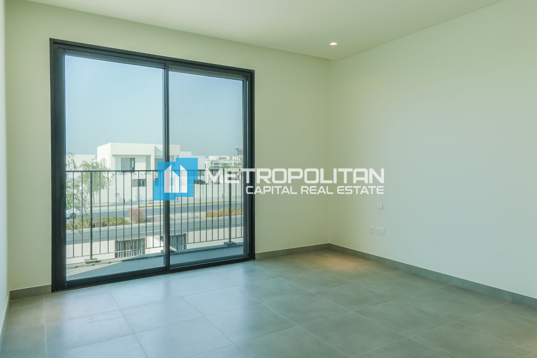 Hot Deal 2BR | Single Row | Golf Course Community