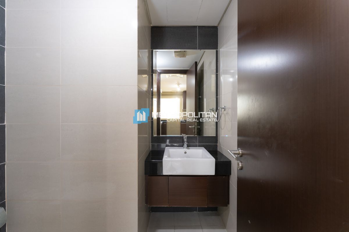 1BR | HIGH FLOOR | WITH BALCONY | 2 BATHROOM