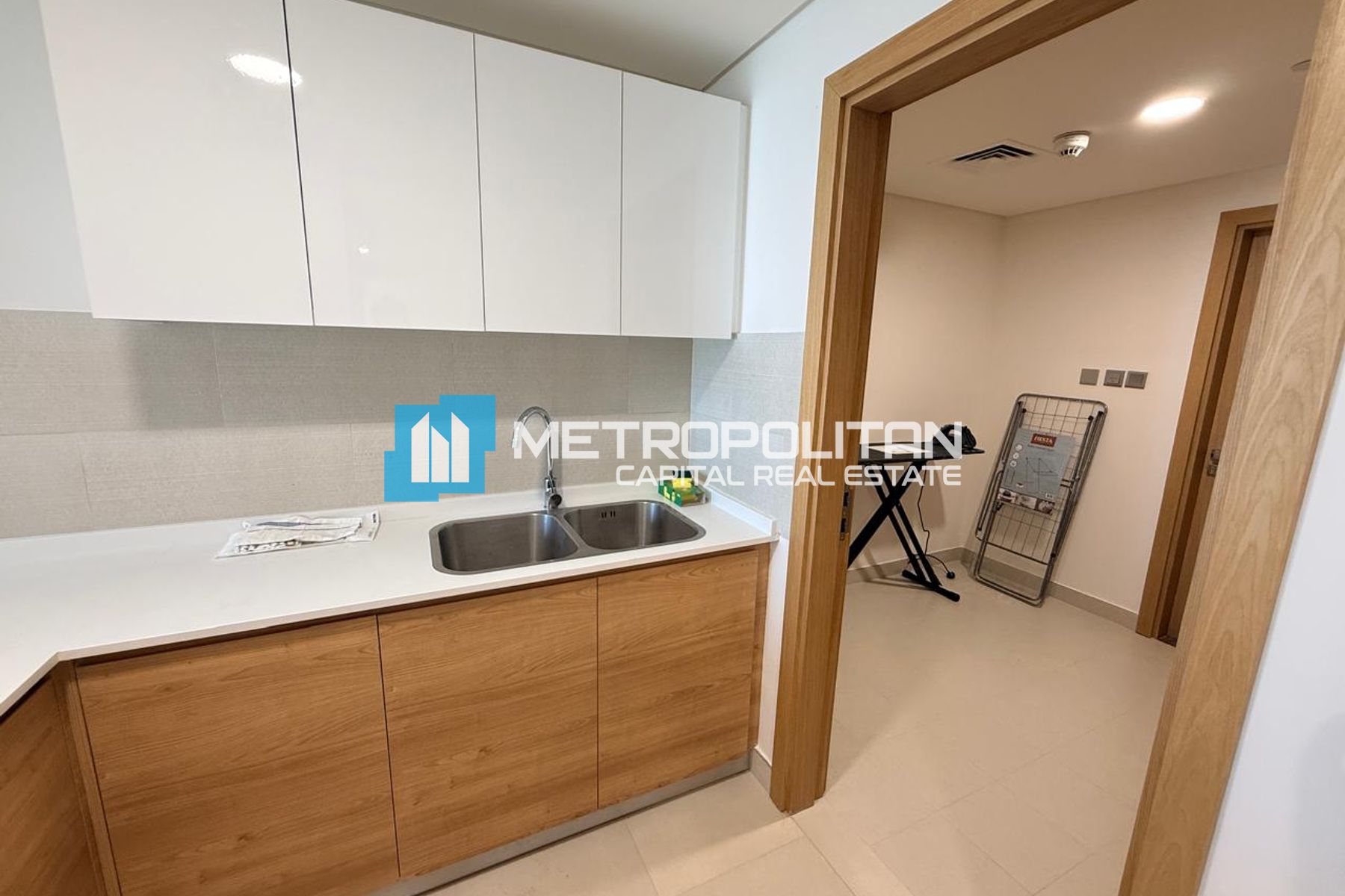 Fully Furnished | Ready to Move | Partial Sea View