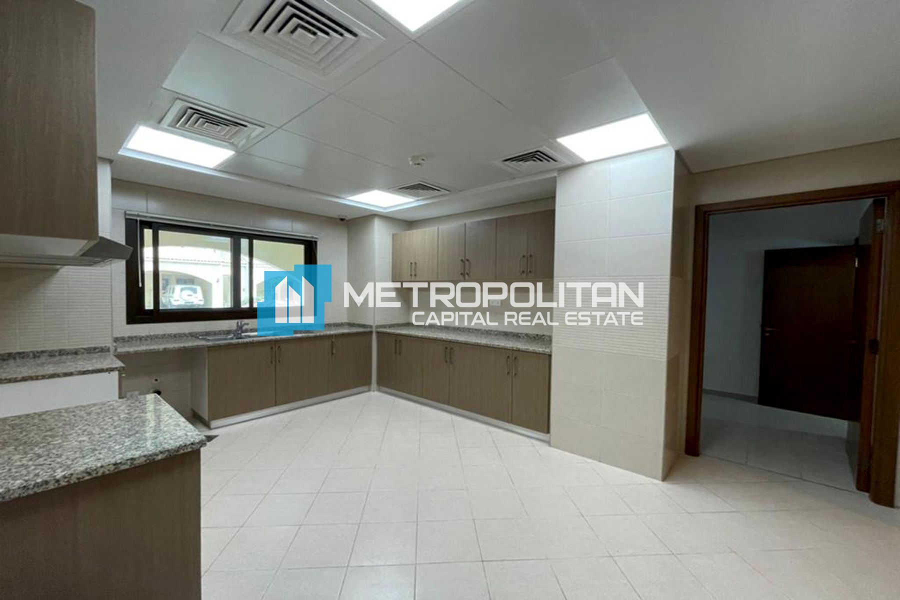 Private Garden | Motivated Seller | Top Facilities
