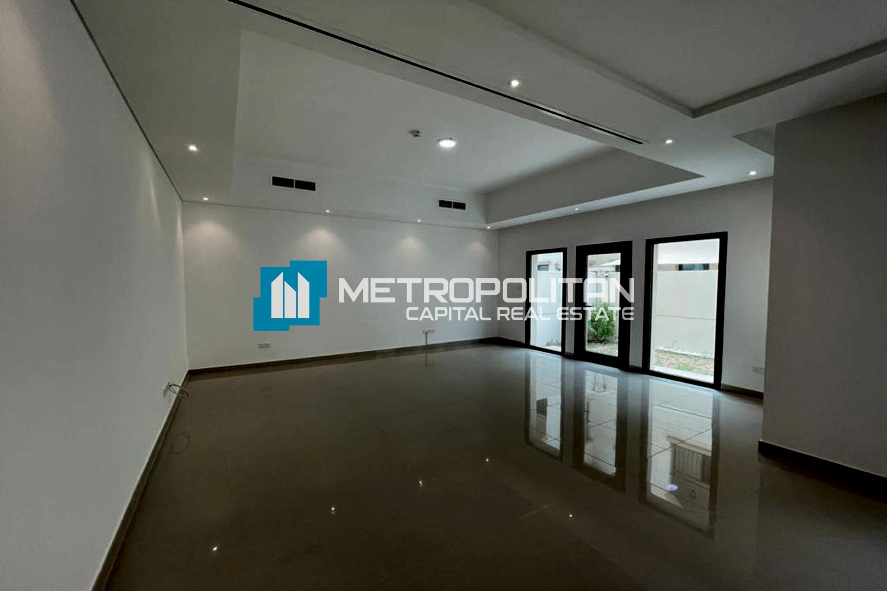 Private Garden | Motivated Seller | Top Facilities
